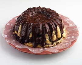 Bolo Mesclado com Cobertura